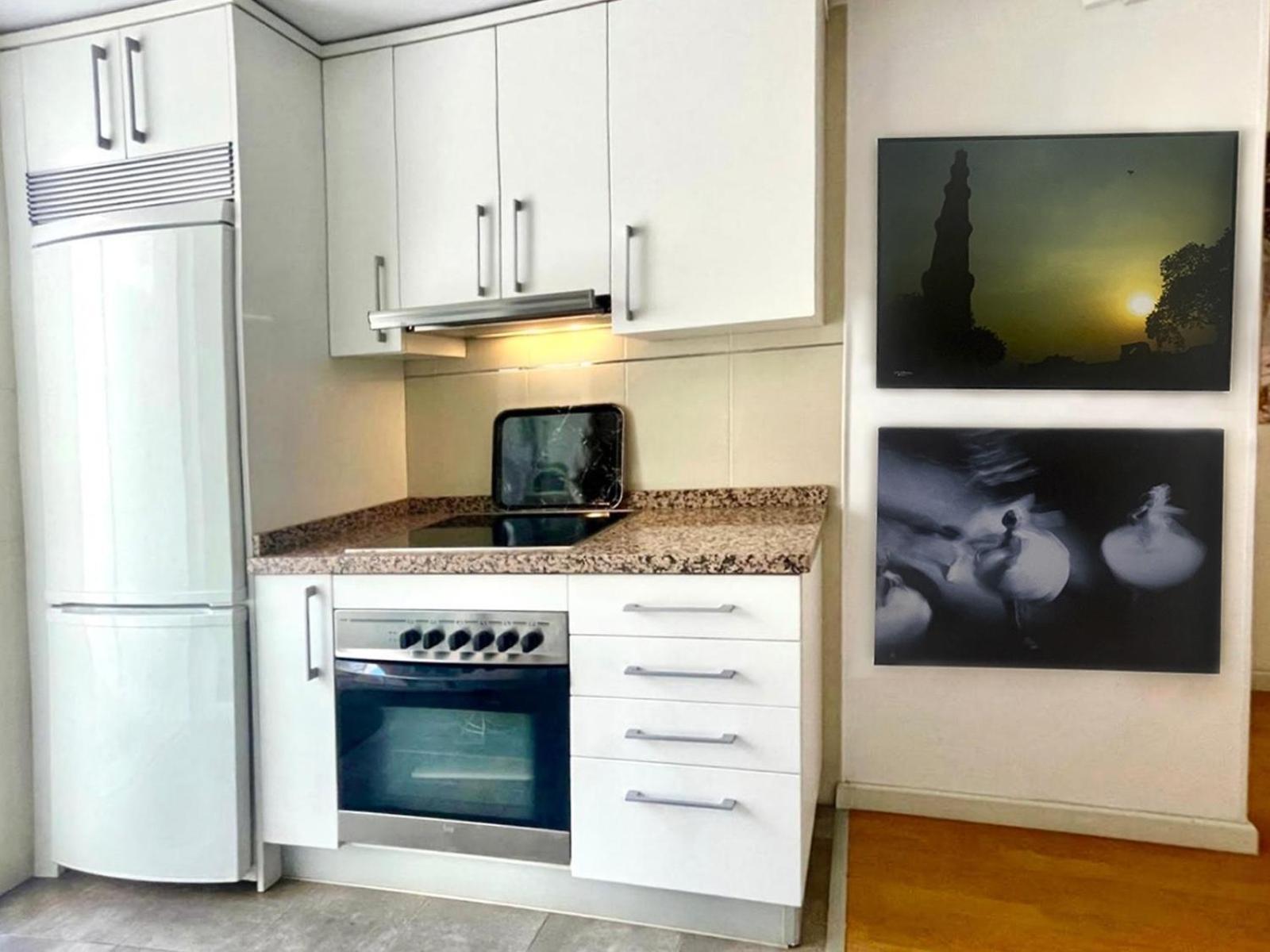 Maravilloso Apartamento Centrico De 70M2, Jardin Propio 40M2 Con Piscina Para Ninos Y Parking Opcional Málaga Exterior foto