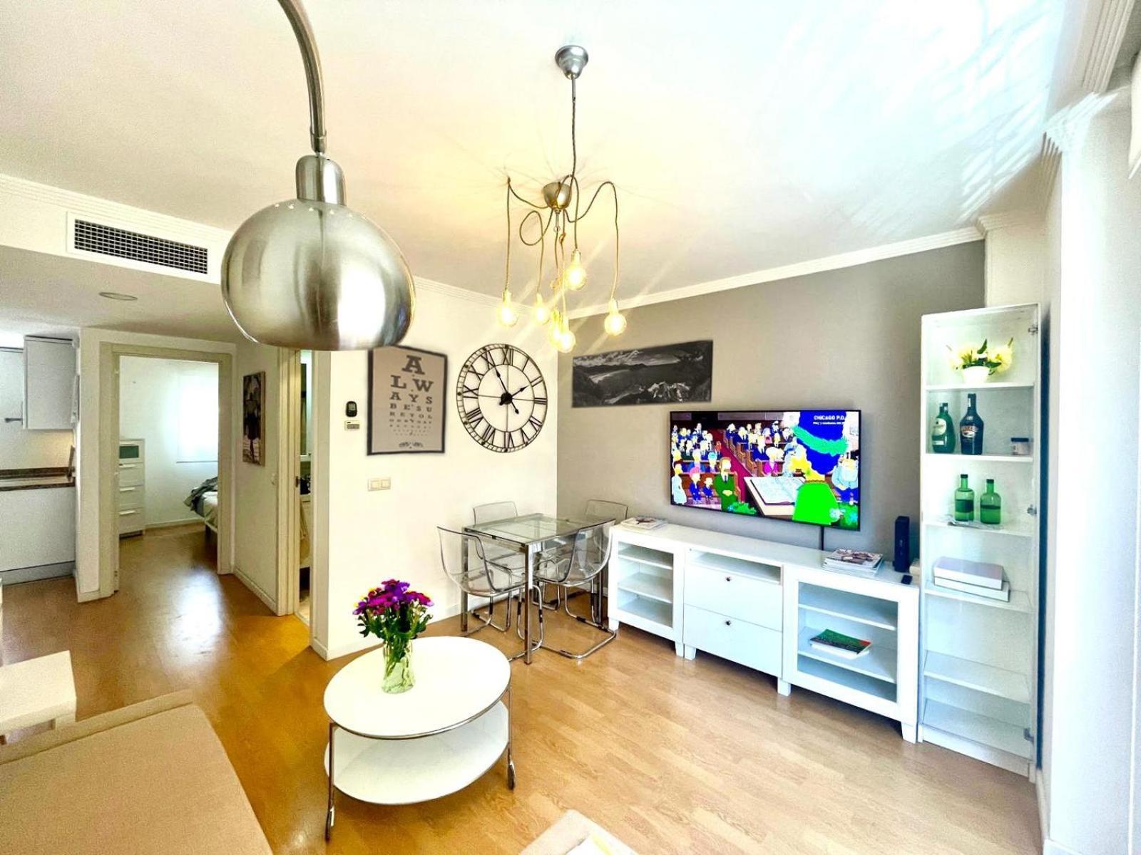 Maravilloso Apartamento Centrico De 70M2, Jardin Propio 40M2 Con Piscina Para Ninos Y Parking Opcional Málaga Exterior foto
