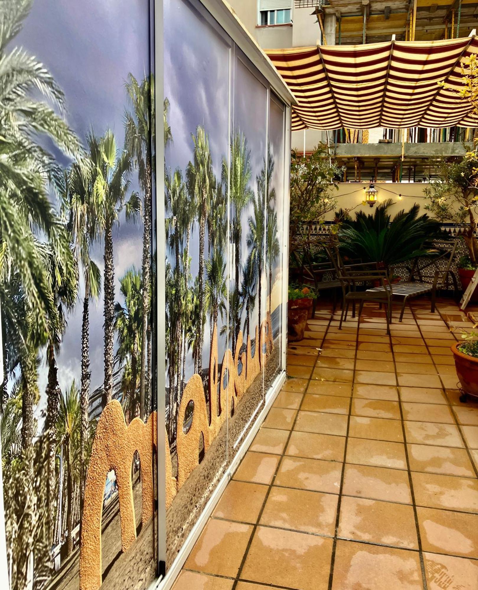 Maravilloso Apartamento Centrico De 70M2, Jardin Propio 40M2 Con Piscina Para Ninos Y Parking Opcional Málaga Exterior foto
